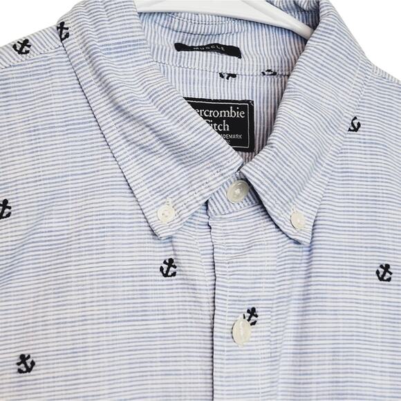 Abercrombie & Fitch Blue White Embroidered Anchors Muscle Button Down Shirt SZ M - Picture 6 of 13